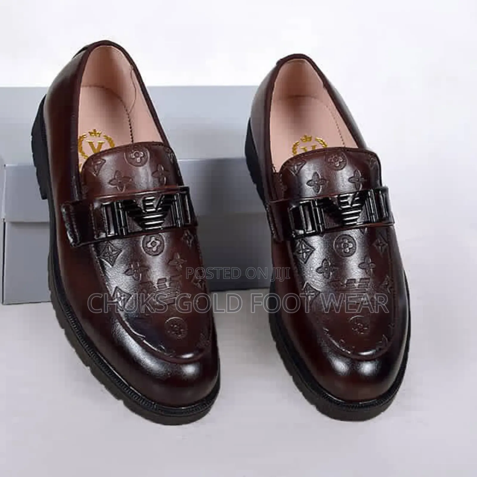 Command Attention With Vengelo — Sharp Style, Smooth Comfort