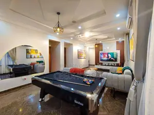 Luxurious 2 Bedroom Duplex With Rooftop Ps5 and Snooker