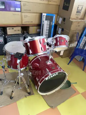 Tama Professional Drum Set Complete 5-Set