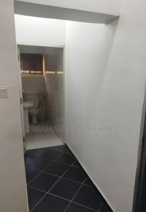 2bdrm Apartment in Wuse 2 for rent