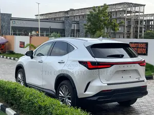 Lexus NX 2024 White
