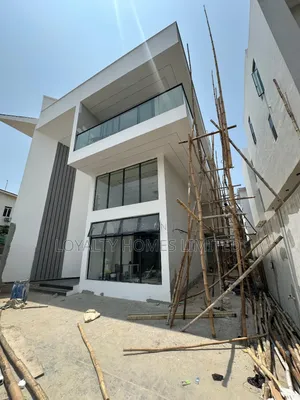 Furnished 4bdrm Duplex in Chevron for sale