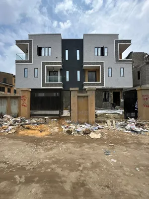 Furnished 4bdrm Duplex in Berger for sale
