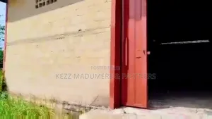 For Sale : 1000 Sqmts Warehouse On 6000 Sqmts Off Airport Rd, Enugu
