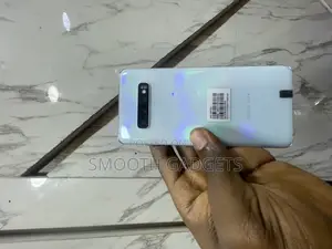 Samsung Galaxy S10 Plus 128 GB White