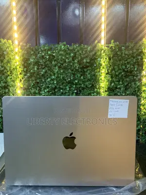 Laptop Apple MacBook Pro 2021 M1 64GB Apple M1 Pro SSD 2T
