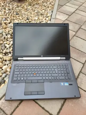 Laptop HP EliteBook 8770W 16GB Intel Core i7 SSD 700GB