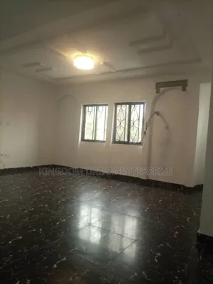 3bdrm Block of Flats in Lekki Phase 1 for rent