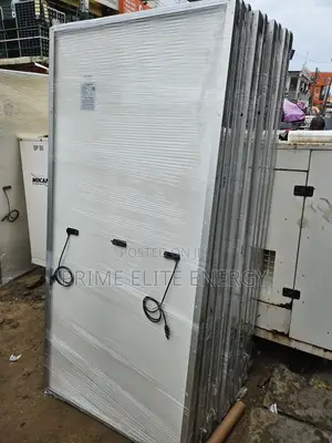 Canadian 680w Solar Panel