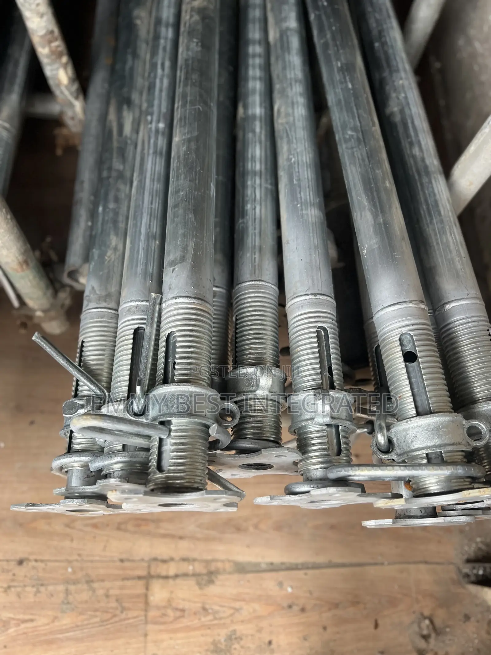 Adjustable Steel Props