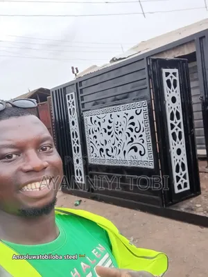 Sliding Gate