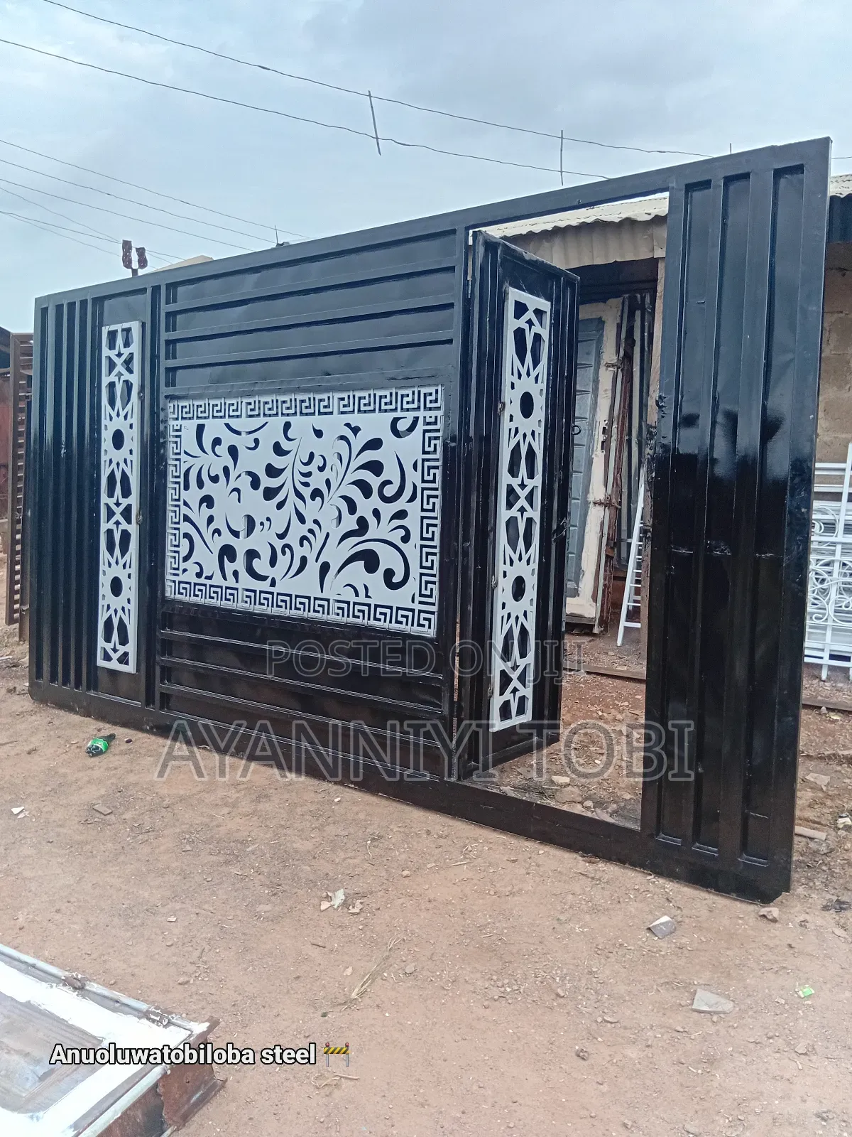 Sliding Gate