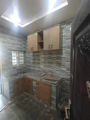 1bdrm Block of Flats in County Garden Estate, Obio-Akpor for rent