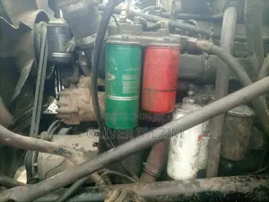C.H. Tractor Head