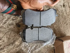 High Quality Certified New Front Brake Pad Bentley Bentayga 2018-2025