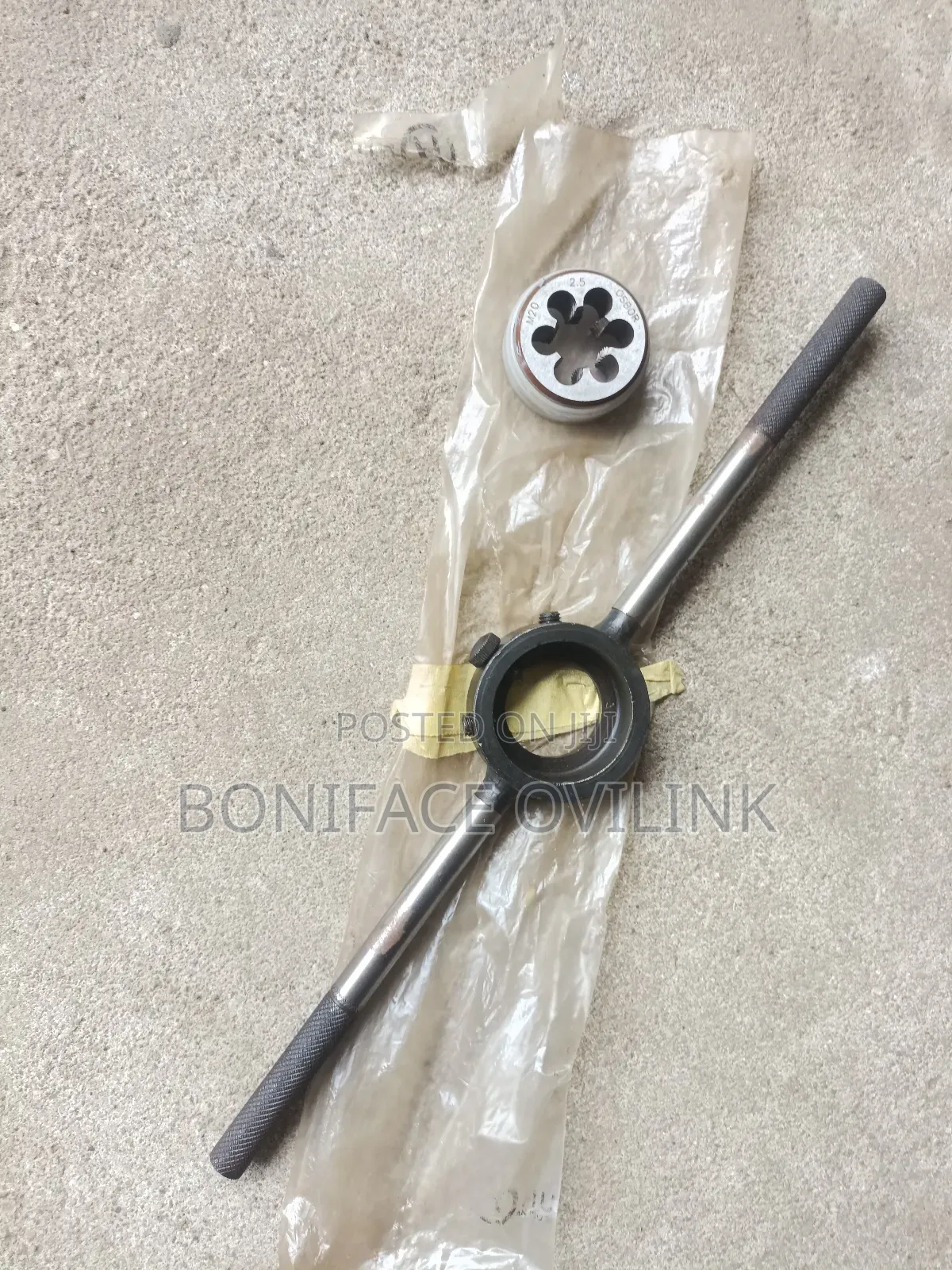 M20 Dies With Iron Handle