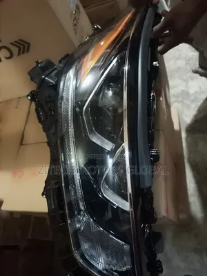 Set Head Light Toyota Highlander 2020/2022