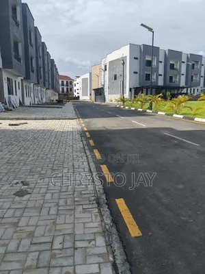 4bdrm Duplex in Mabushi for rent
