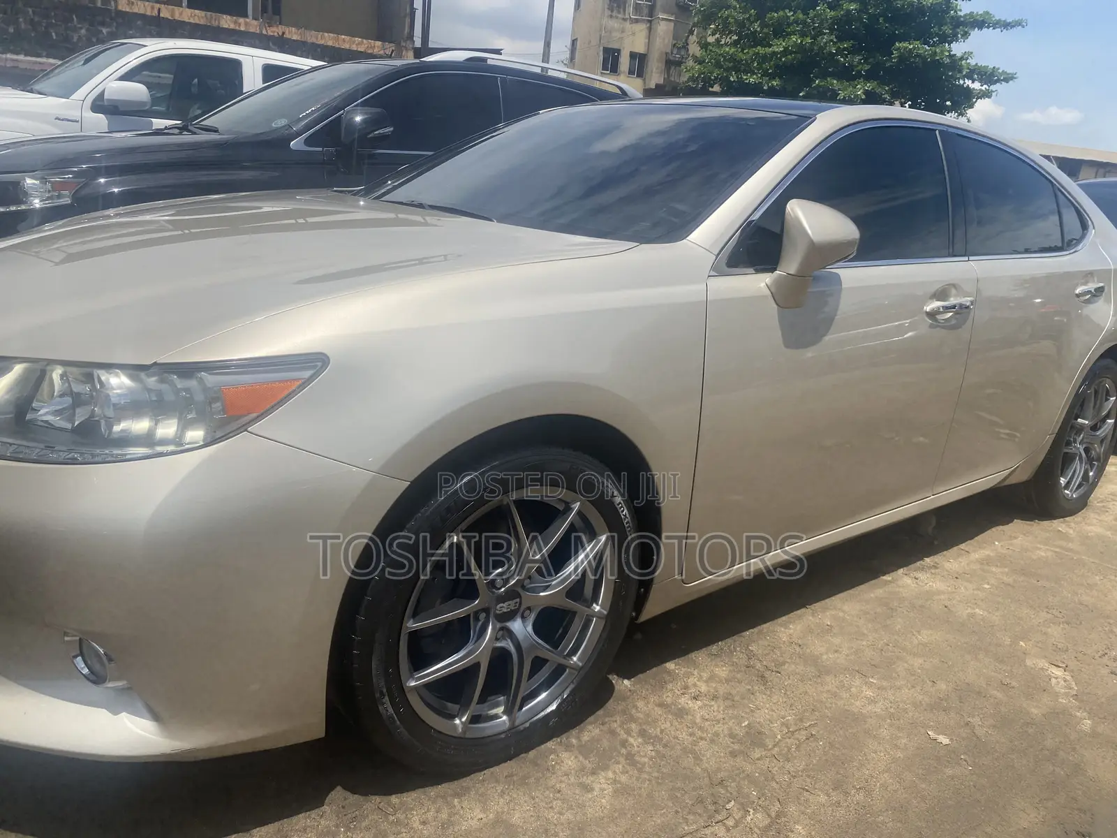 Lexus ES 350 FWD 2014 Gold