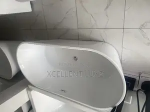 Acrylic Free Standing Bathtub