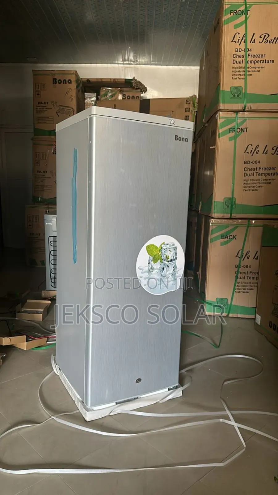 Bona Solar Freezer, Dc 198 Liters