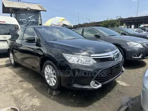 Toyota Camry 2019 Black
