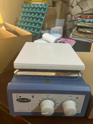 Magnetic Stirrer/ Hot Plate
