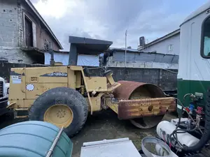 Caterpillar Roller