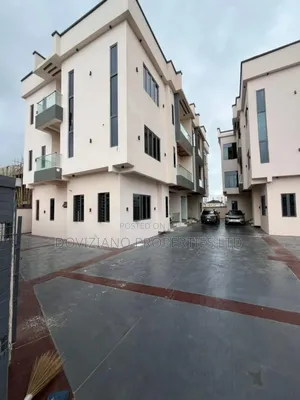 2bdrm Apartment in Agungi for sale