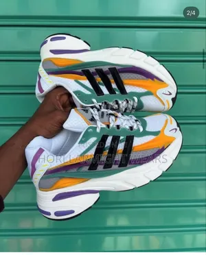 High Quality Sneakers