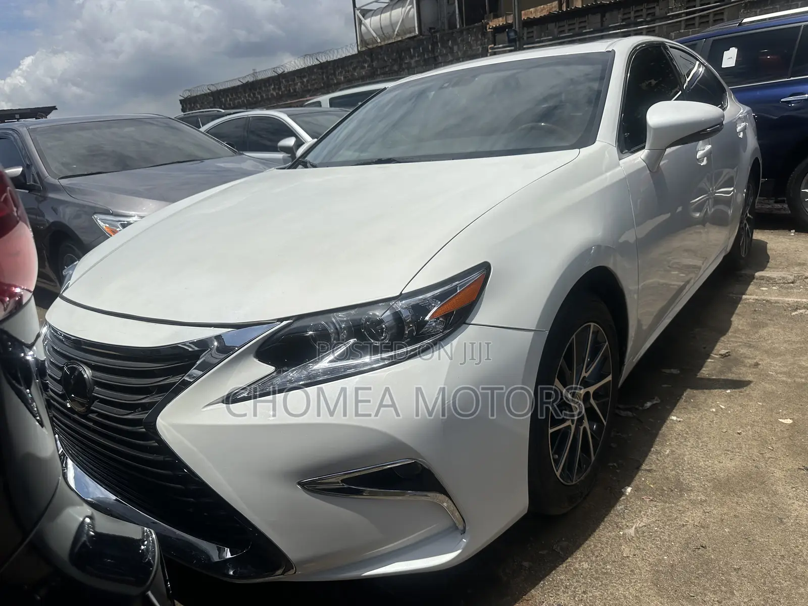 Lexus ES 2016 White