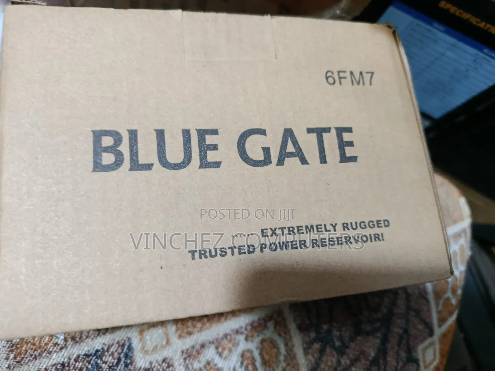 Blue Gate Ups Battery