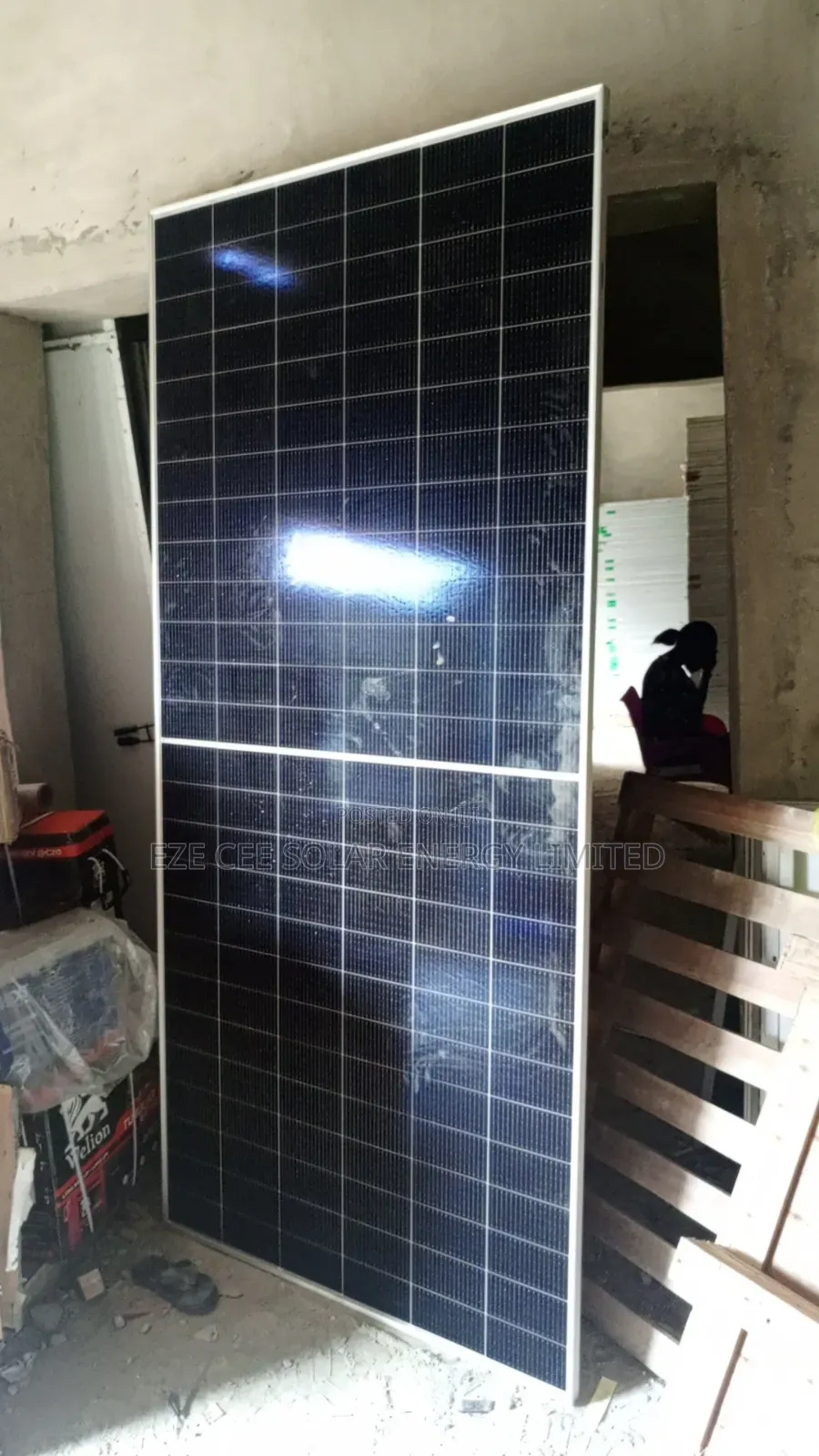 640watts Mono Crystaline Panel