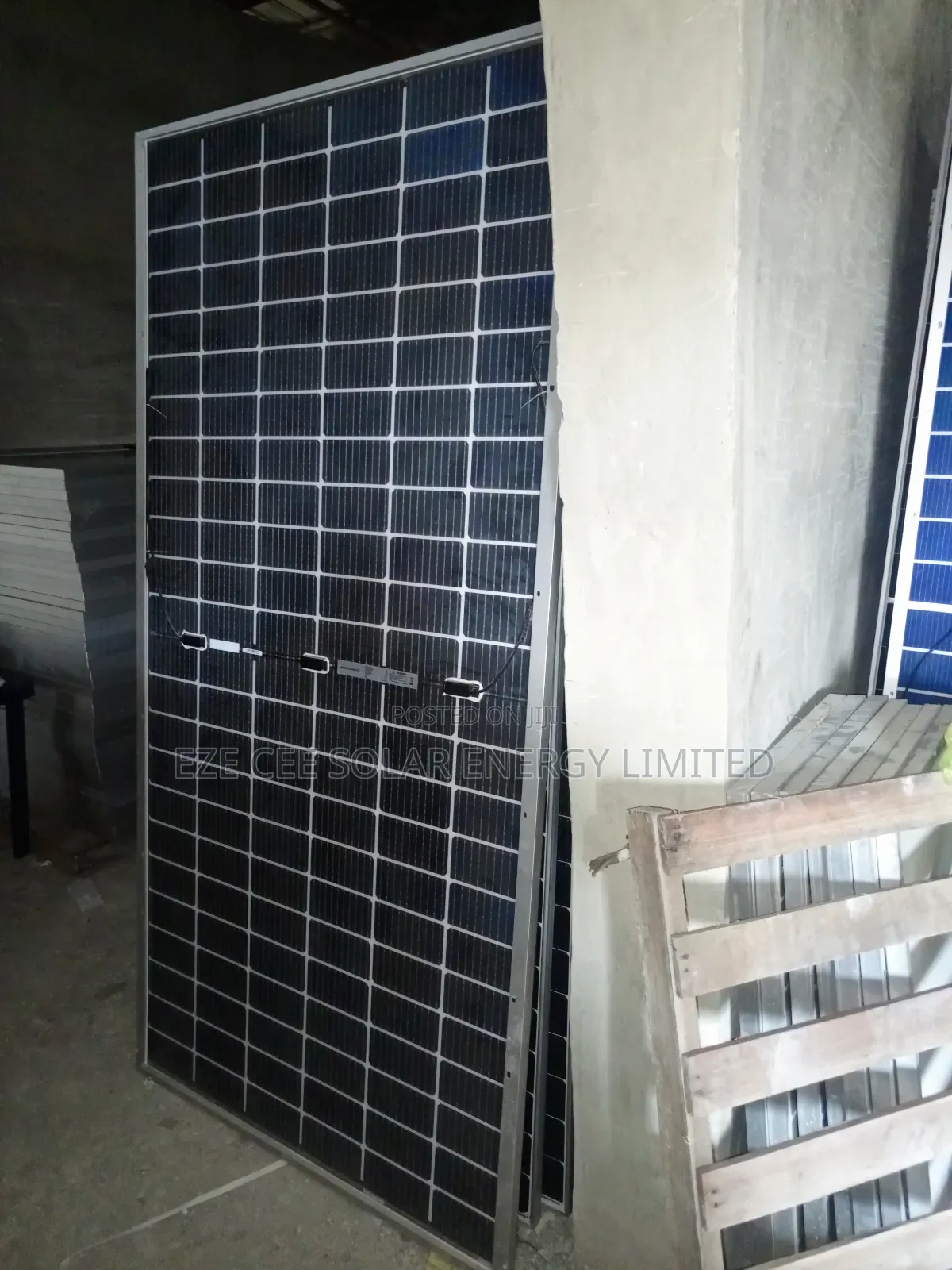 640watts Mono Crystaline Panel