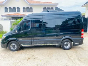 Mercedes-Benz Sprinter 2015 Black