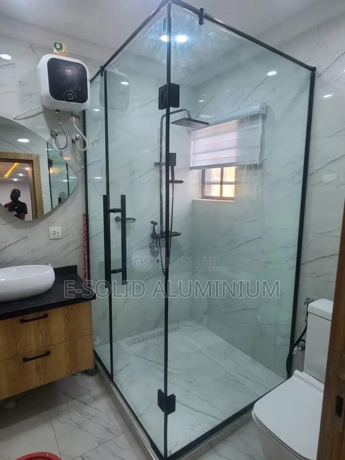 Shower Cubicle With 10mm Tempered Glass