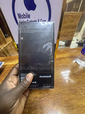 New Apple iPhone 12 Pro Max 256 GB Gold