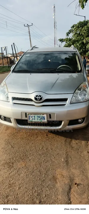 Toyota Corolla Verso 2005 Silver
