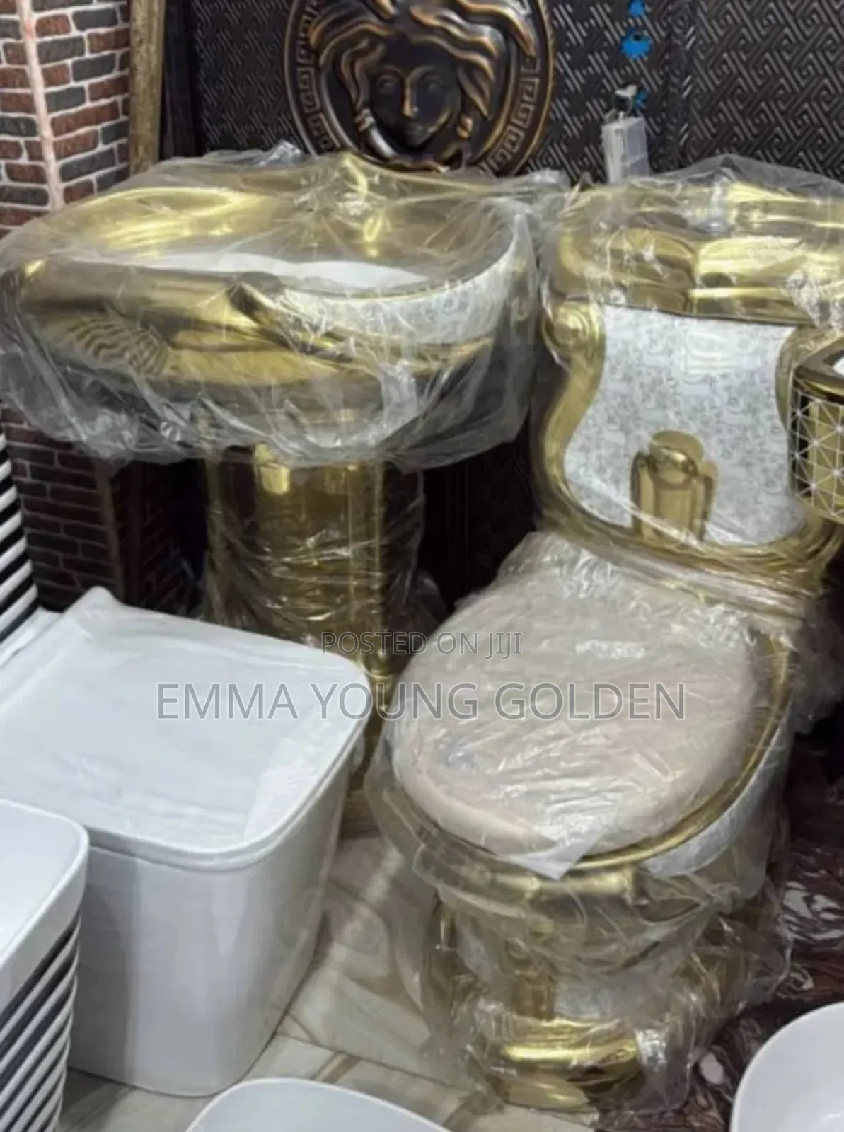 Queens Miniset Executive Wc