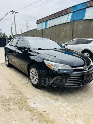 Toyota Camry LE 4dr Sedan (2.5L 4cyl 6A) 2016 Black