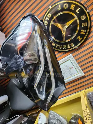E350 2017 Passenger Side Headlight