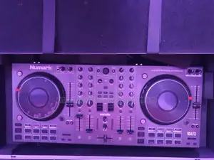 Numark Ns4fx