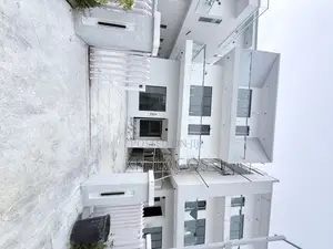 5bdrm Duplex in Osapa london for sale