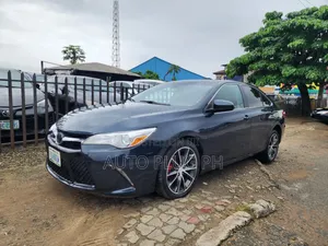 Toyota Camry XSE 4dr Sedan (3.5L 6cyl 6A) 2015 Green