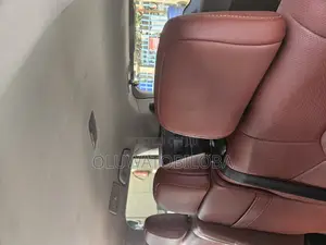 Lexus LX 570 AWD 2016 Black