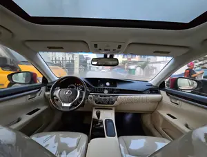 Lexus ES 2014 Red
