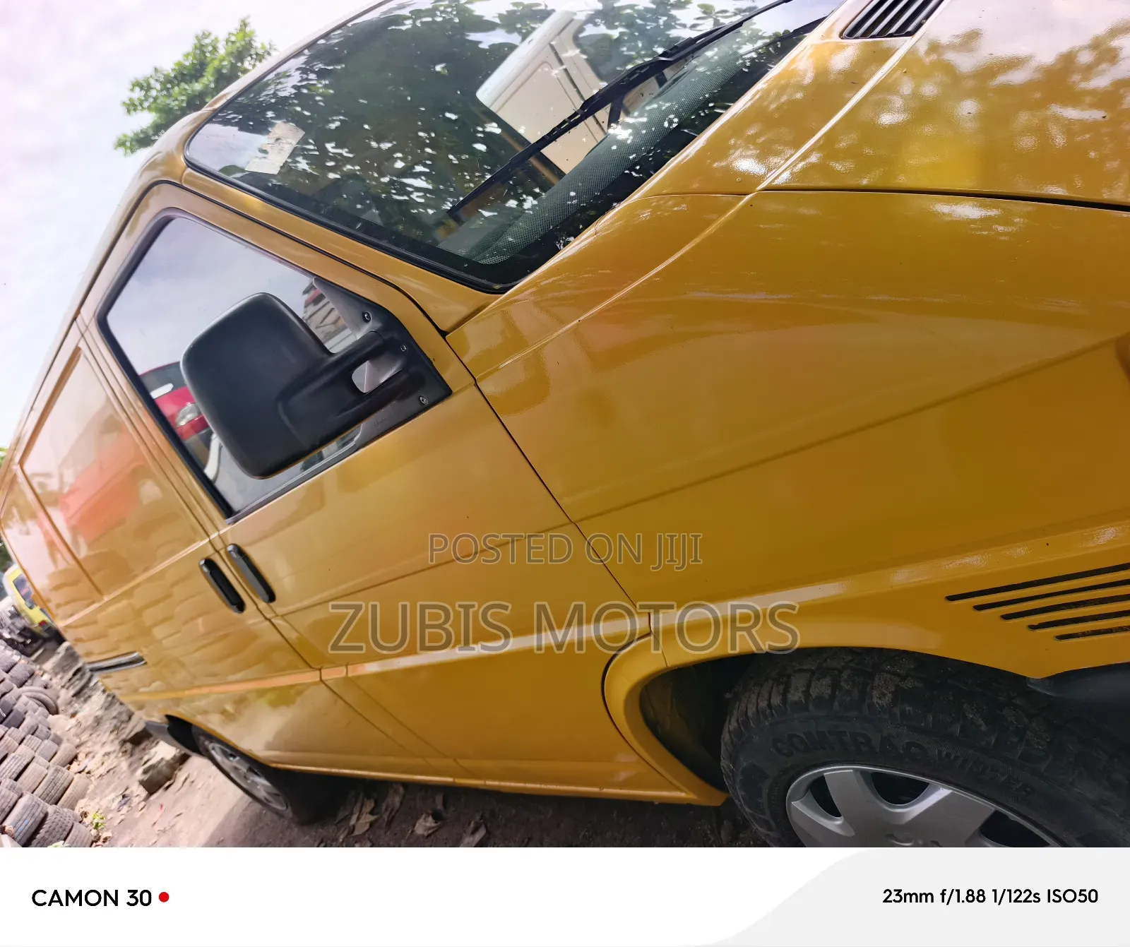 Volkswagen Transporter 2005 Yellow