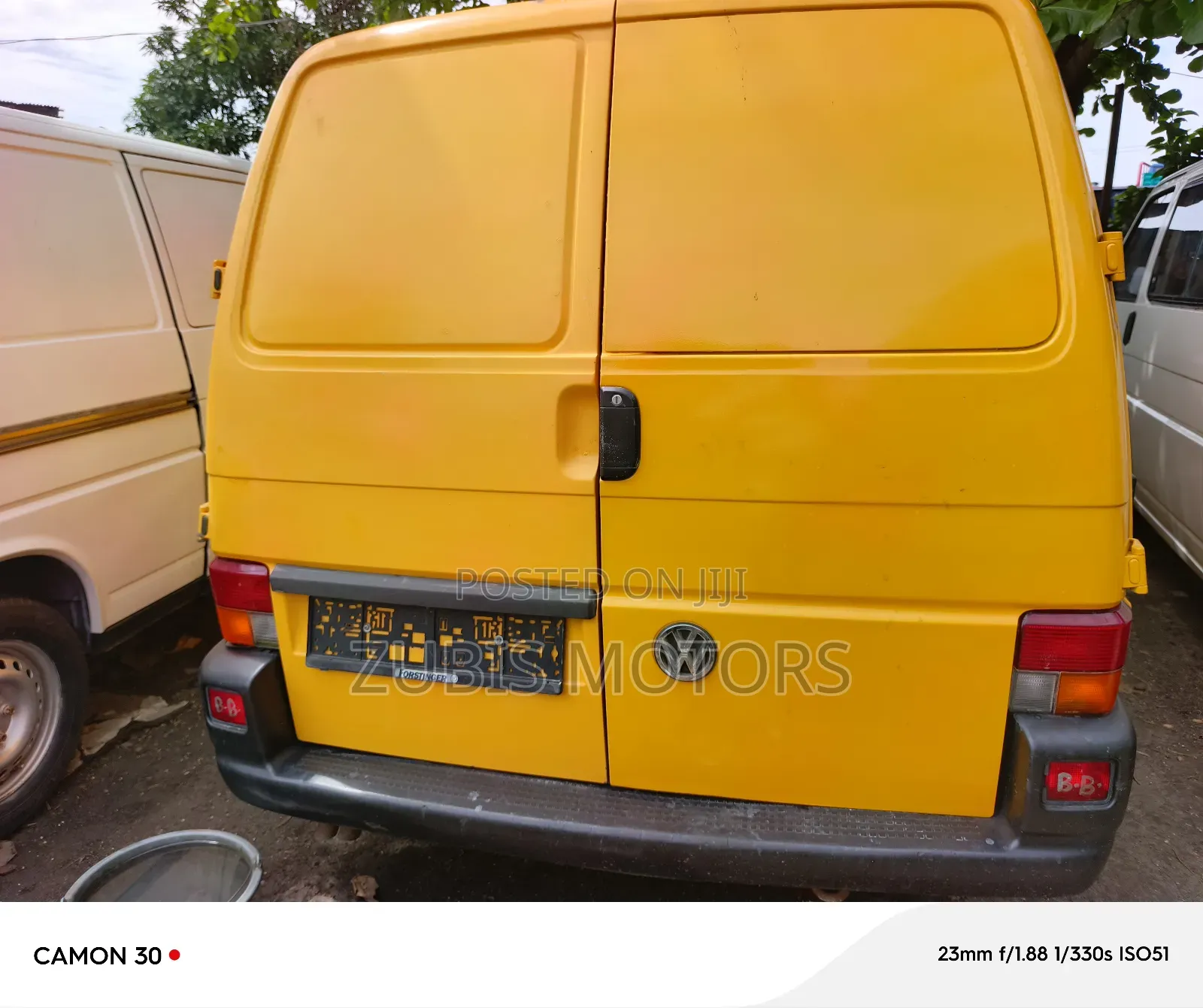 Volkswagen Transporter 2005 Yellow