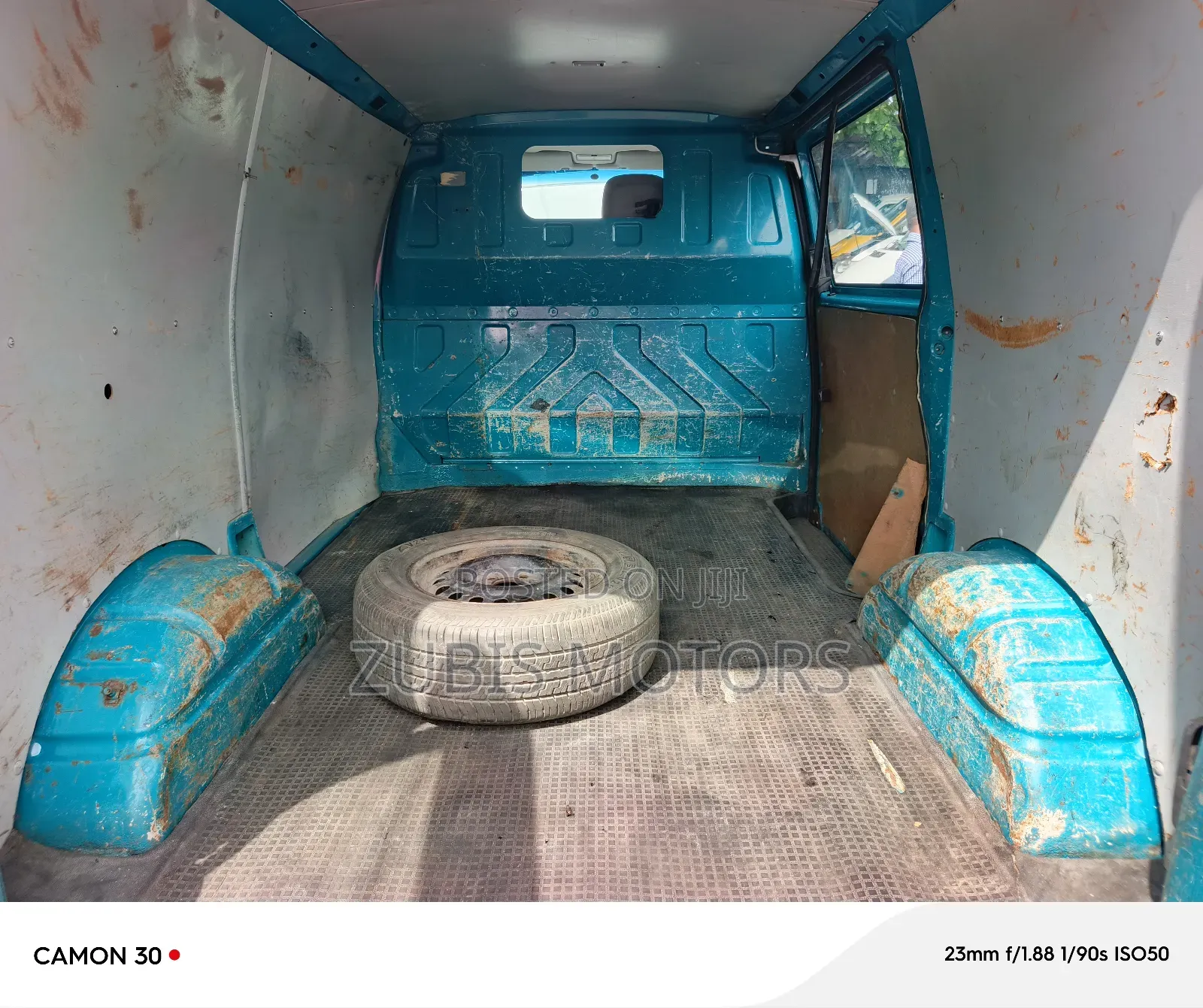 Volkswagen Transporter 2005 Blue