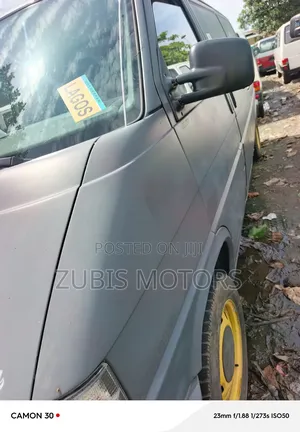 Volkswagen Transporter 2005 Grey